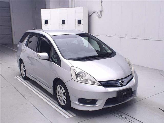 HONDA FIT SHUTTLE 2011