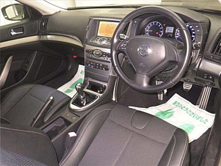 NISSAN SKYLINE 2010