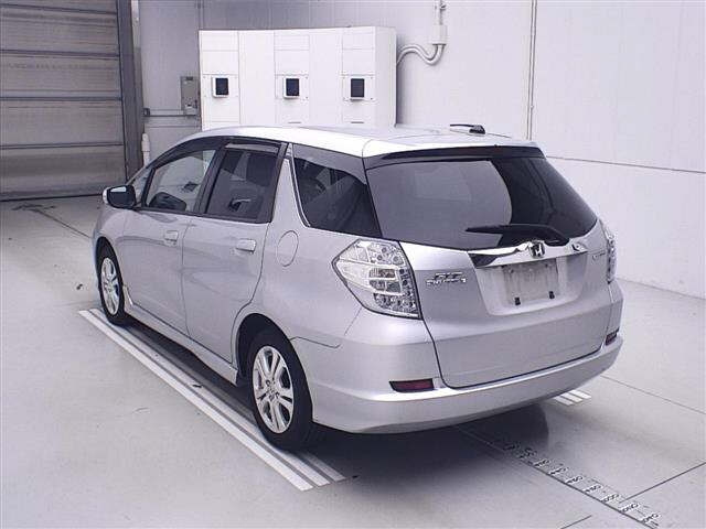 HONDA FIT SHUTTLE 2011