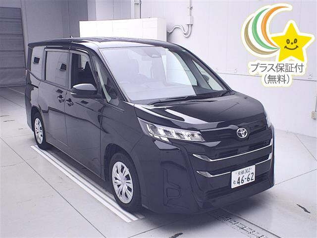 TOYOTA NOAH 2023