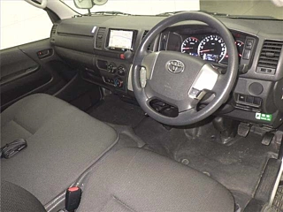 TOYOTA HIACE VAN 2019