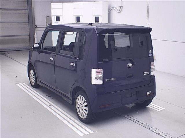 DAIHATSU MOVE CONTE 2010