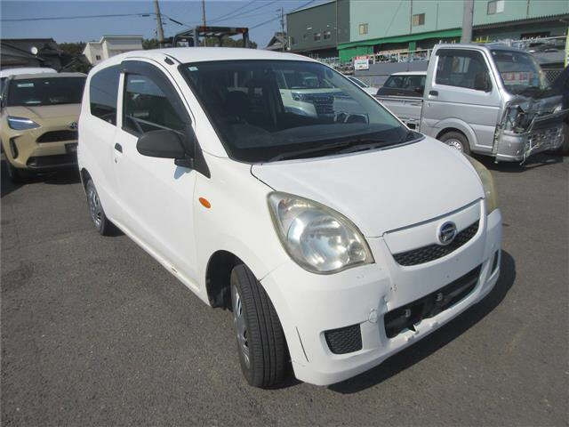 DAIHATSU MIRA 2010