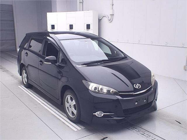 TOYOTA WISH 2012