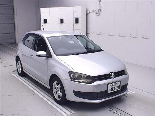 VOLKSWAGEN POLO 2010