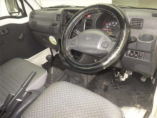 DAIHATSU HIJET TRUCK 2010