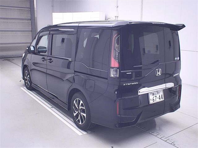 HONDA STEP WAGON 2018