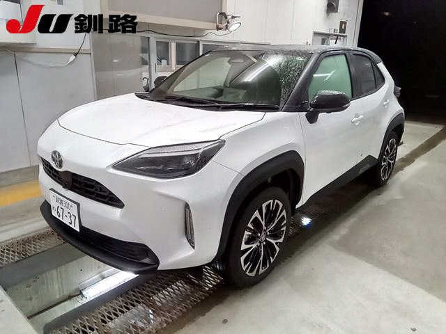TOYOTA YARIS CROSS 2024