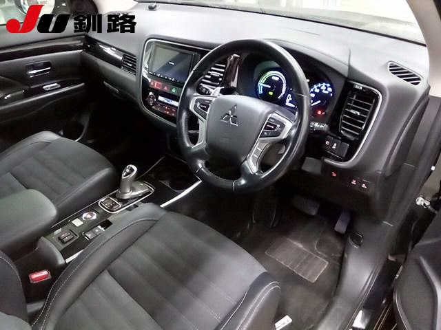 MITSUBISHI OUTLANDER PHEV 2018