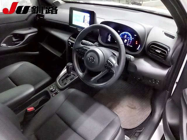 TOYOTA YARIS CROSS 2024