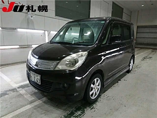 MITSUBISHI DELICA D2 2013