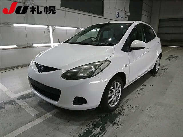 MAZDA DEMIO 2010