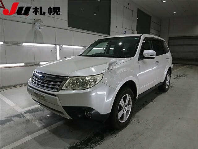 SUBARU FORESTER 2011
