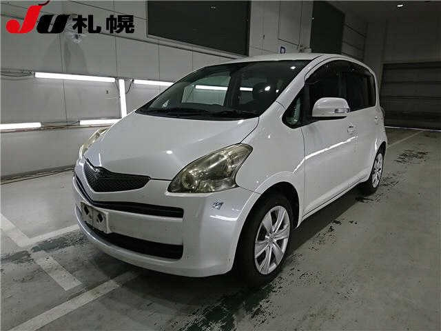 TOYOTA RACTIS 2010