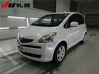 TOYOTA RACTIS 2010