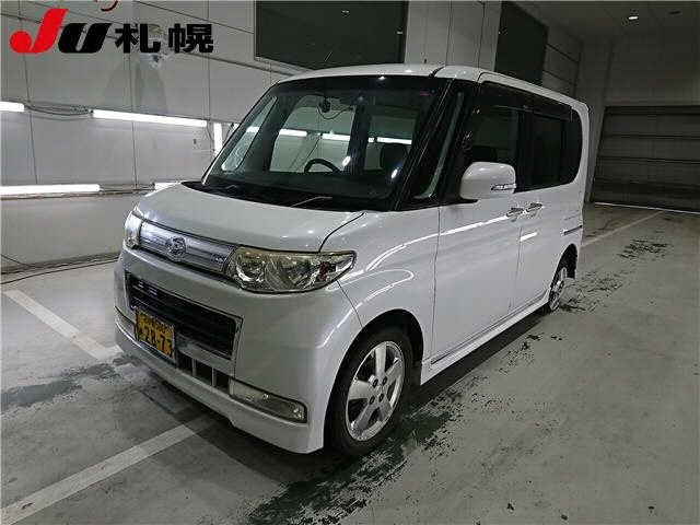 DAIHATSU TANTO 2010