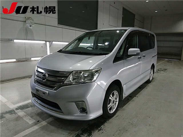 NISSAN SERENA 2011