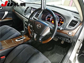 NISSAN TEANA 2010