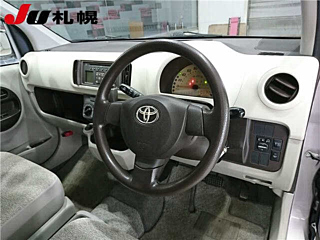 TOYOTA PASSO 2011