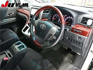 TOYOTA VELLFIRE 2008