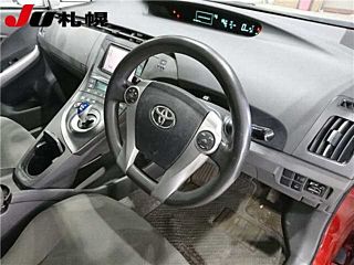 TOYOTA PRIUS 2010