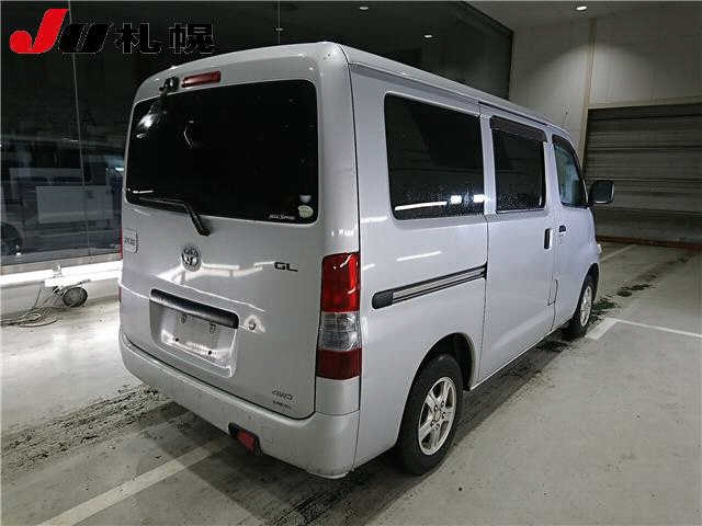 TOYOTA LITE ACE VAN 2011
