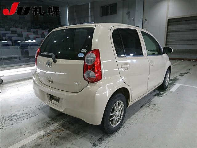 TOYOTA PASSO 2010