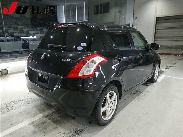 SUZUKI SWIFT 2011