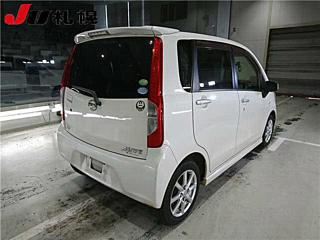 DAIHATSU MOVE 2014