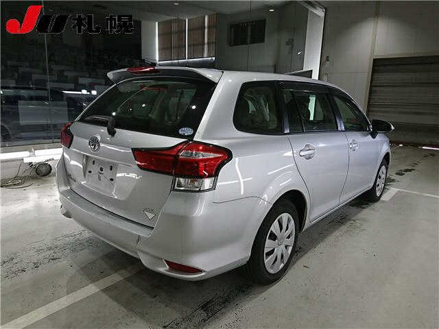 TOYOTA COROLLA FIELDER 2016