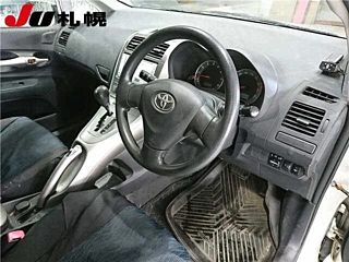 TOYOTA AURIS 2008