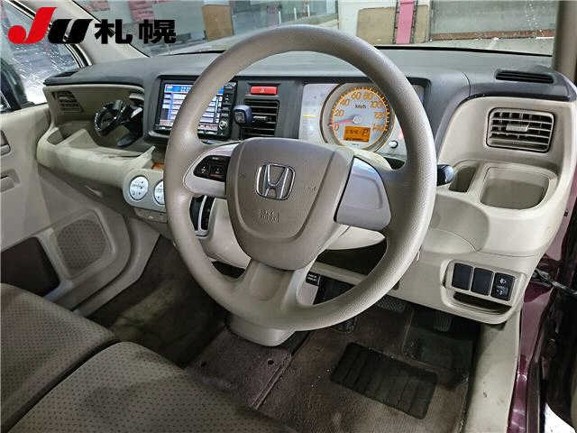 HONDA LIFE 2010