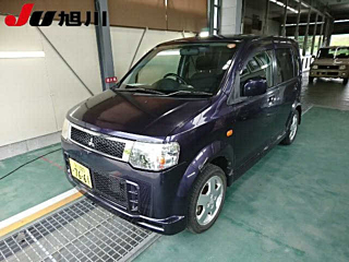 MITSUBISHI EK SPORTS 2011