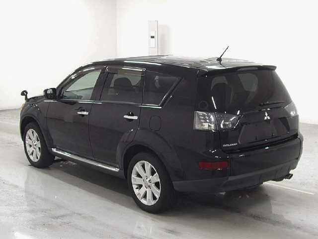 MITSUBISHI OUTLANDER 2008