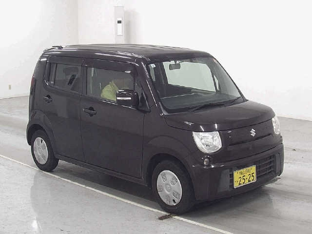 SUZUKI MRWAGON 2011