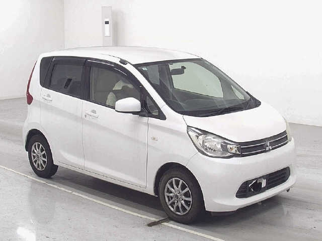 MITSUBISHI EK WAGON 2013