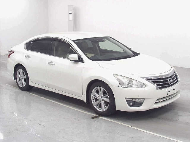 NISSAN TEANA 2015