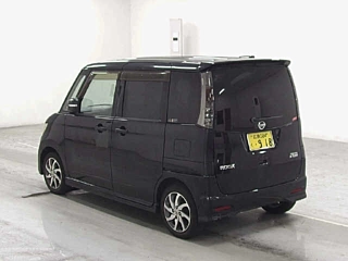 NISSAN ROOX 2012