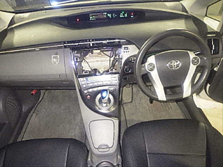 TOYOTA PRIUS 2011