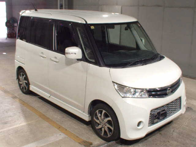 NISSAN ROOX 2012