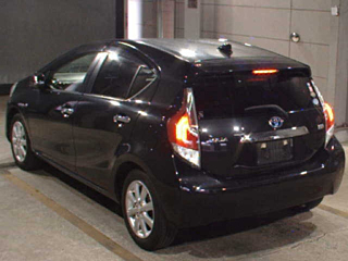 TOYOTA AQUA 2016
