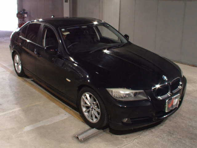 BMW 3 SERIES 2011