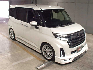 TOYOTA ROOMY 2022