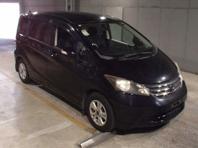 HONDA FREED 2008