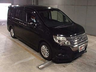 HONDA STEP WAGON 2013