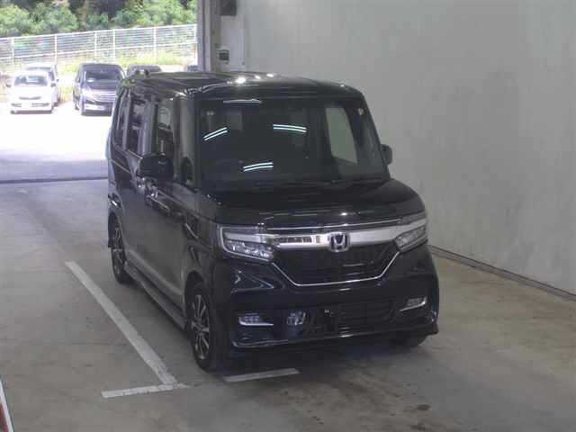 HONDA N BOX 2018