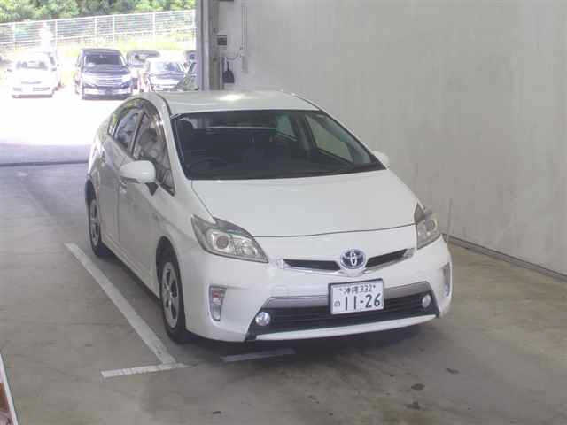 TOYOTA PRIUS PHV 2013