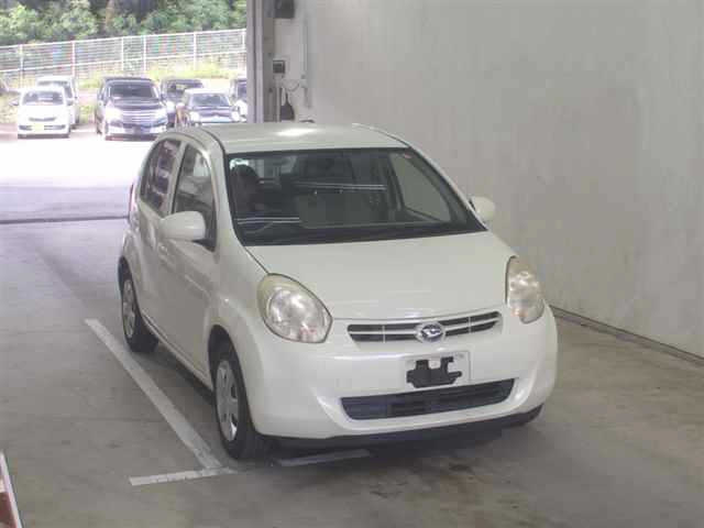 DAIHATSU BOON 2014