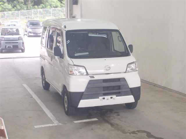 DAIHATSU HIJET VAN 2019