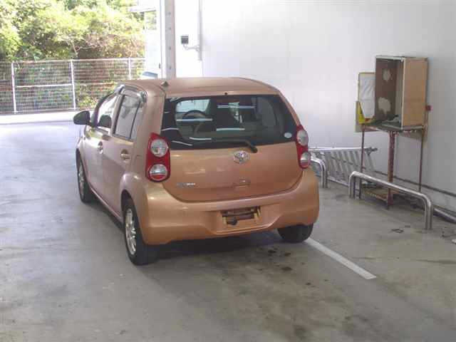 TOYOTA PASSO 2010